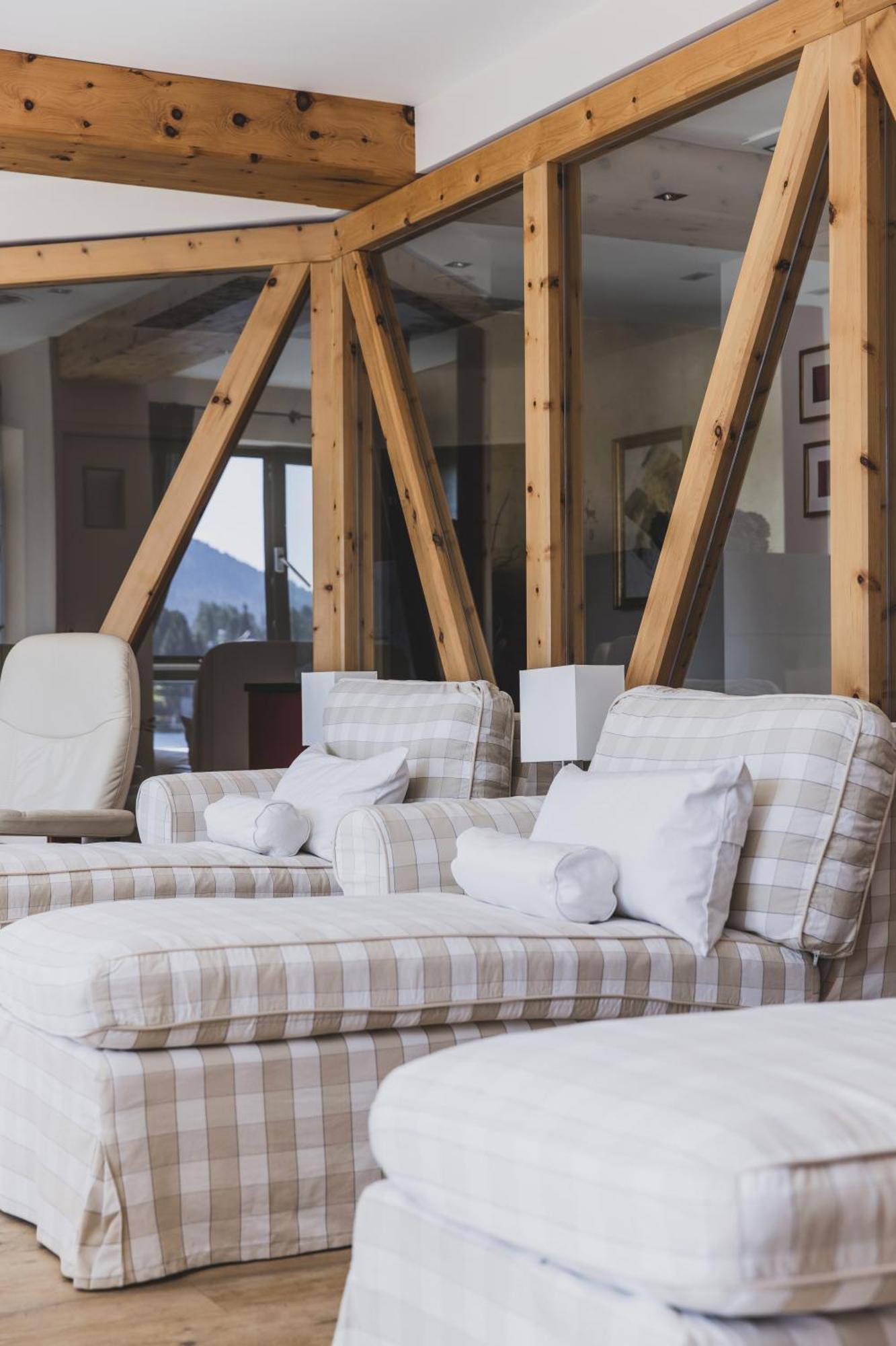 Seehotel Jaegerwirt Turracher Hoehe Luaran gambar