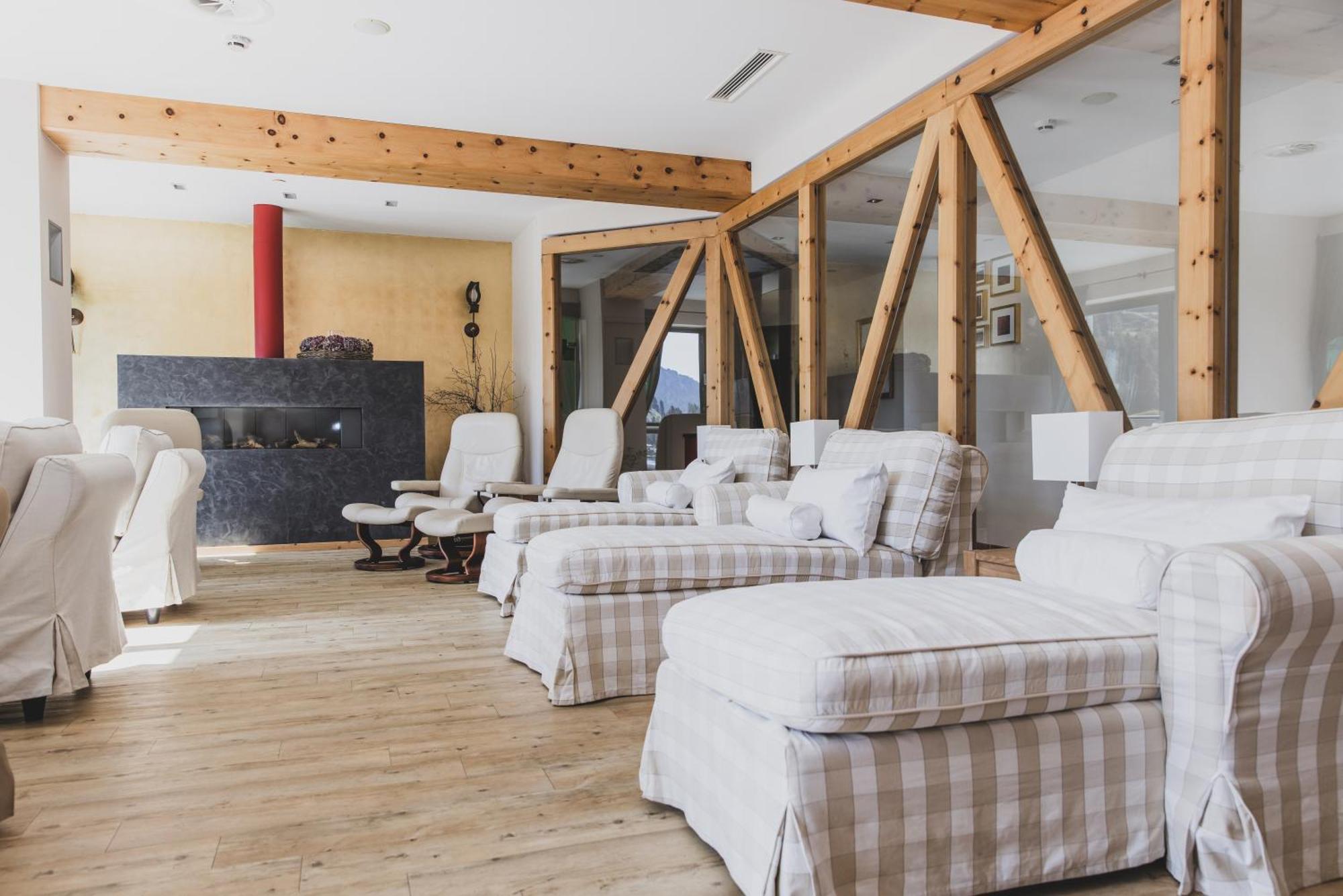 Seehotel Jaegerwirt Turracher Hoehe Luaran gambar